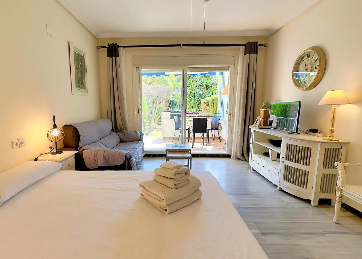 Great Studio In Medina Garden, Puerto Banus Apartment Marbella