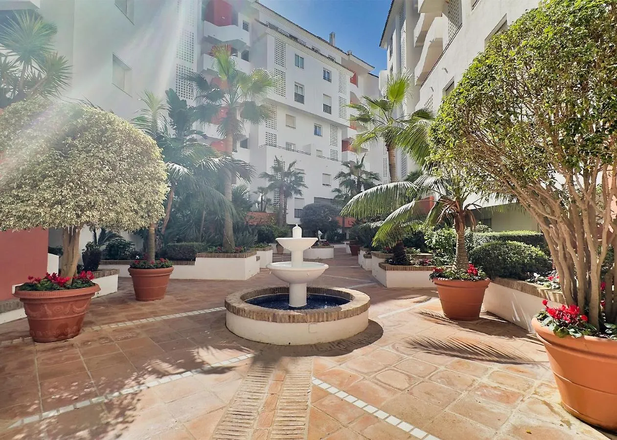 Great Studio In Medina Garden, Puerto Banus Apartment Marbella